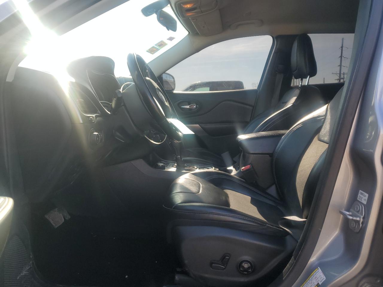 2019 Jeep Grand Cherokee VIN 1C4PJMLN7KD272678 Copart auction photo, front end damage thumbnail 7