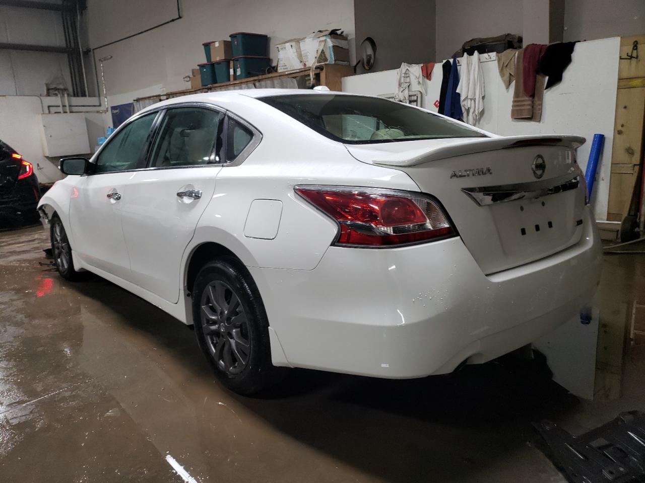 2015 Nissan Altima VIN 1N4AL3AP8FN911736 Copart auction photo, front end damage thumbnail 2