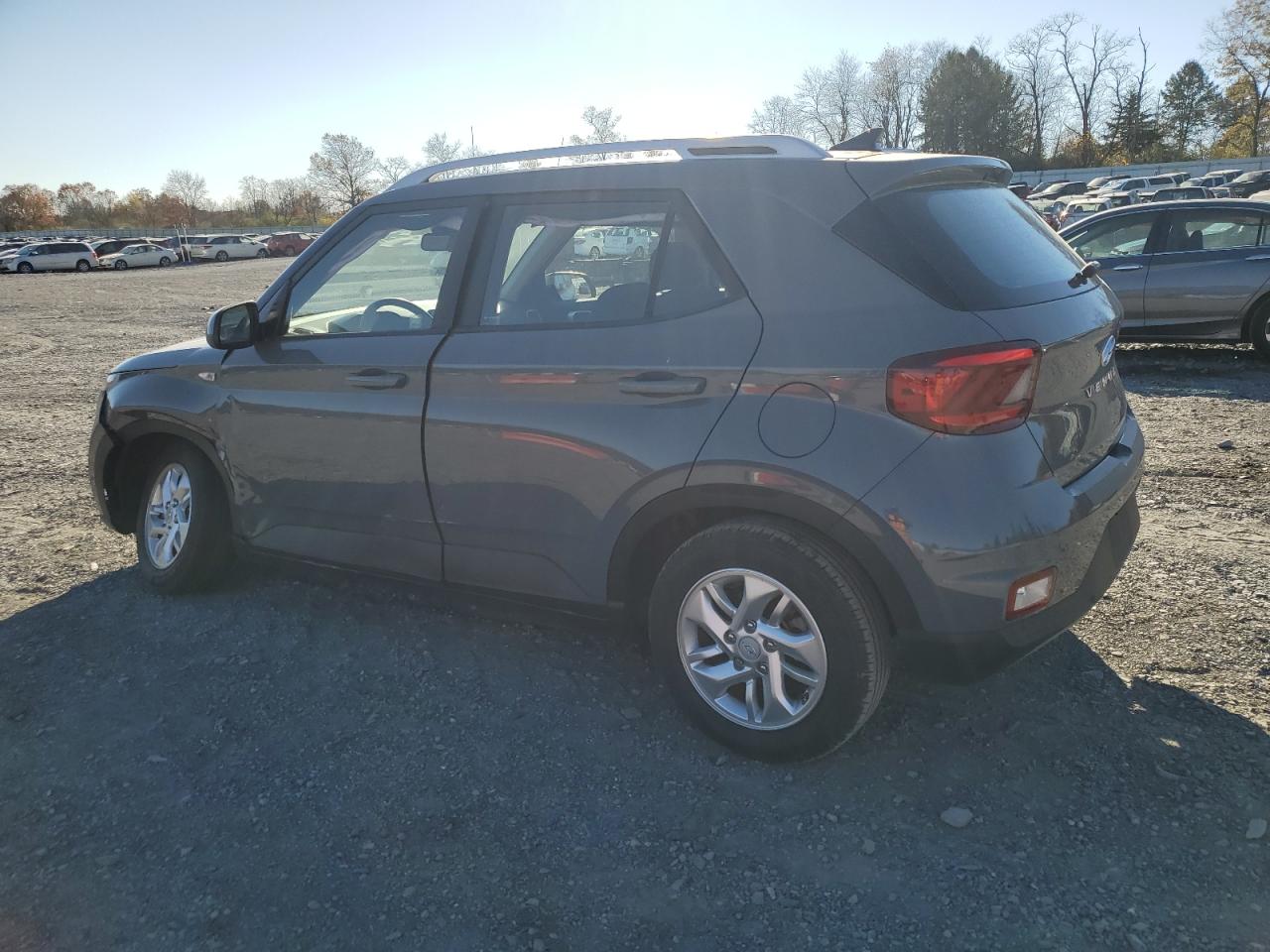 2020 Hyundai Venue VIN KMHRC8A32LU032950 Copart auction photo, front end / side damage thumbnail 2