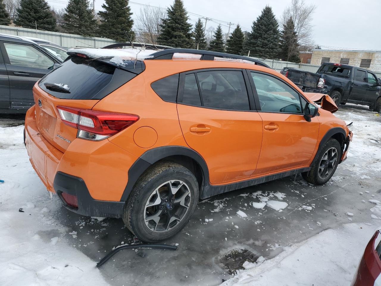 2019 Subaru XV VIN JF2GTAAC5KH257634 Copart auction photo, front end / mechanical damage thumbnail 3