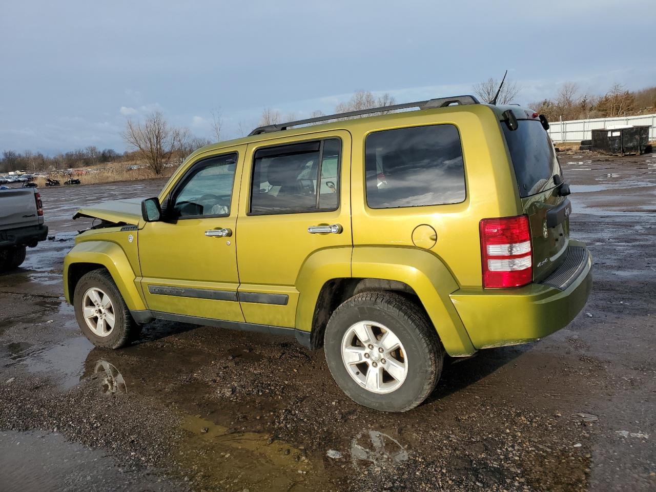 2012 Jeep Liberty (North America) VIN 1C4PJMAK3CW185049 Copart auction photo, front end damage thumbnail 2