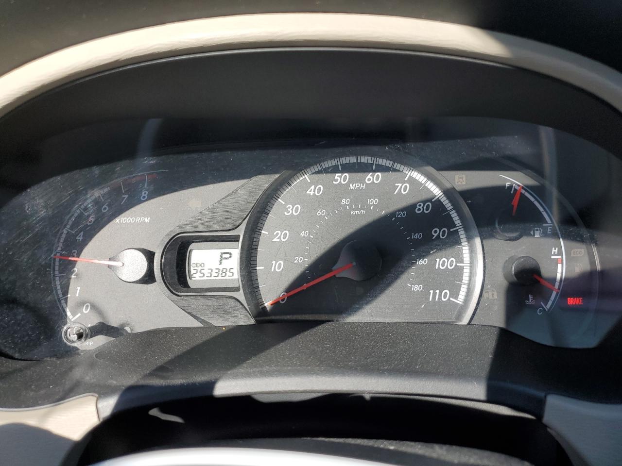 2011 Toyota Sienna VIN 5TDKK3DC7BS018830 Copart auction photo, rear end / front end damage thumbnail 9