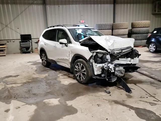 2019 Subaru Forester VIN JF2SKAUC0KH539110 Copart auction photo, front end / side damage thumbnail 12