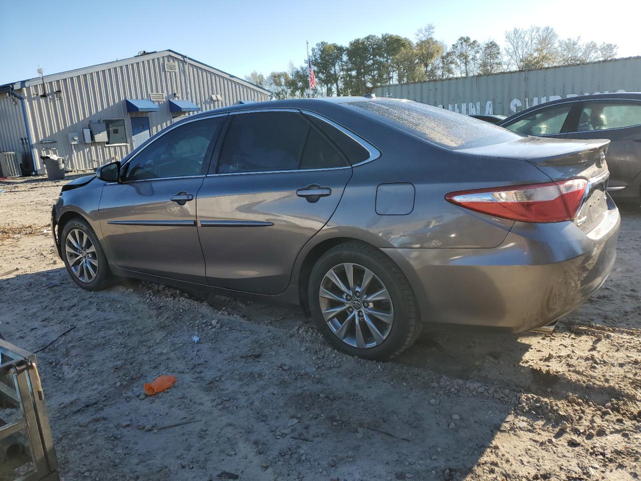 2015 Toyota Camry VIN 4T1BK1FK1FU028453 Copart auction photo, front end damage thumbnail 2