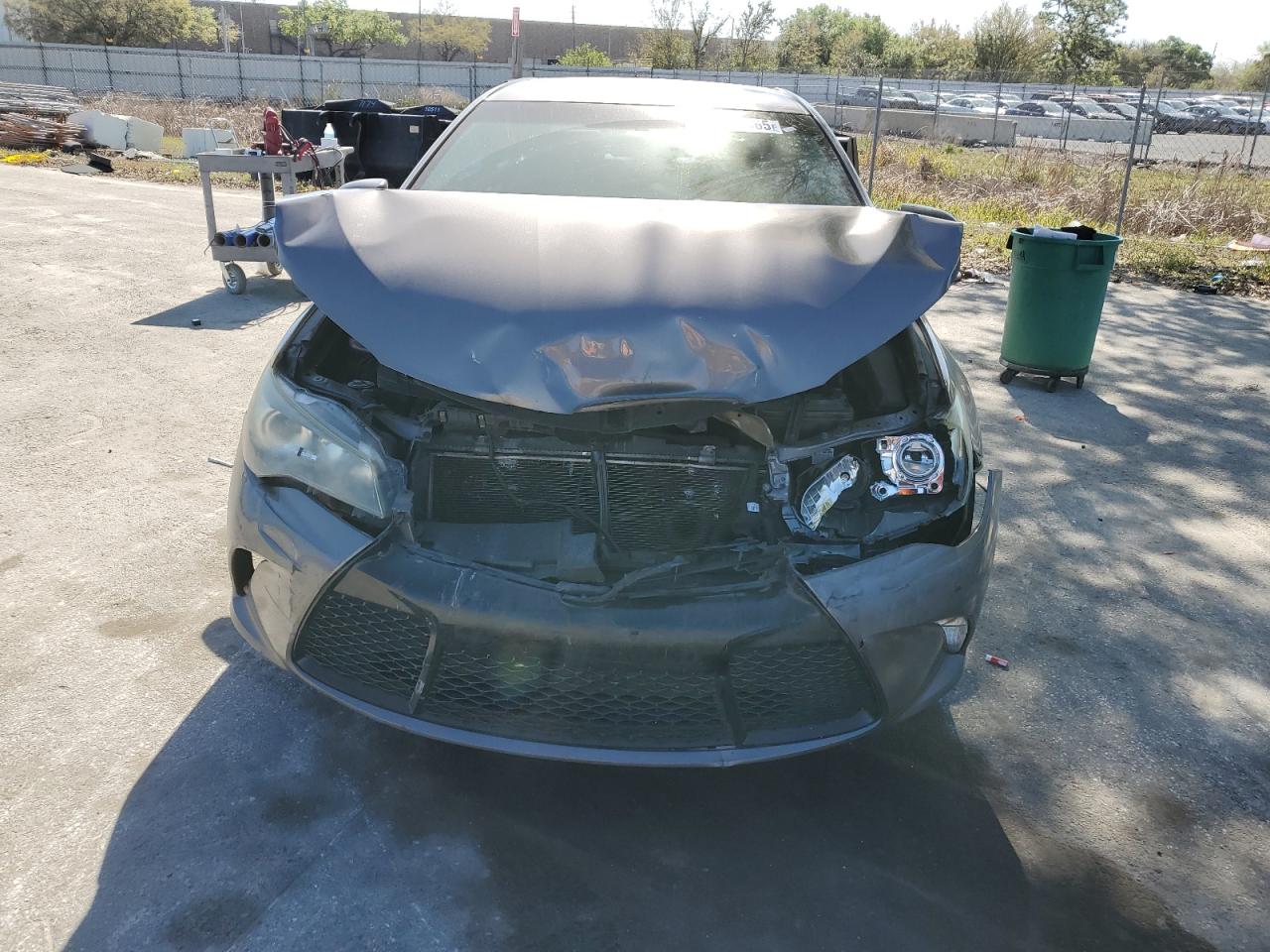 2017 Toyota Camry VIN 4T1BF1FK9HU333125 Copart auction photo, front end / rear end damage thumbnail 5