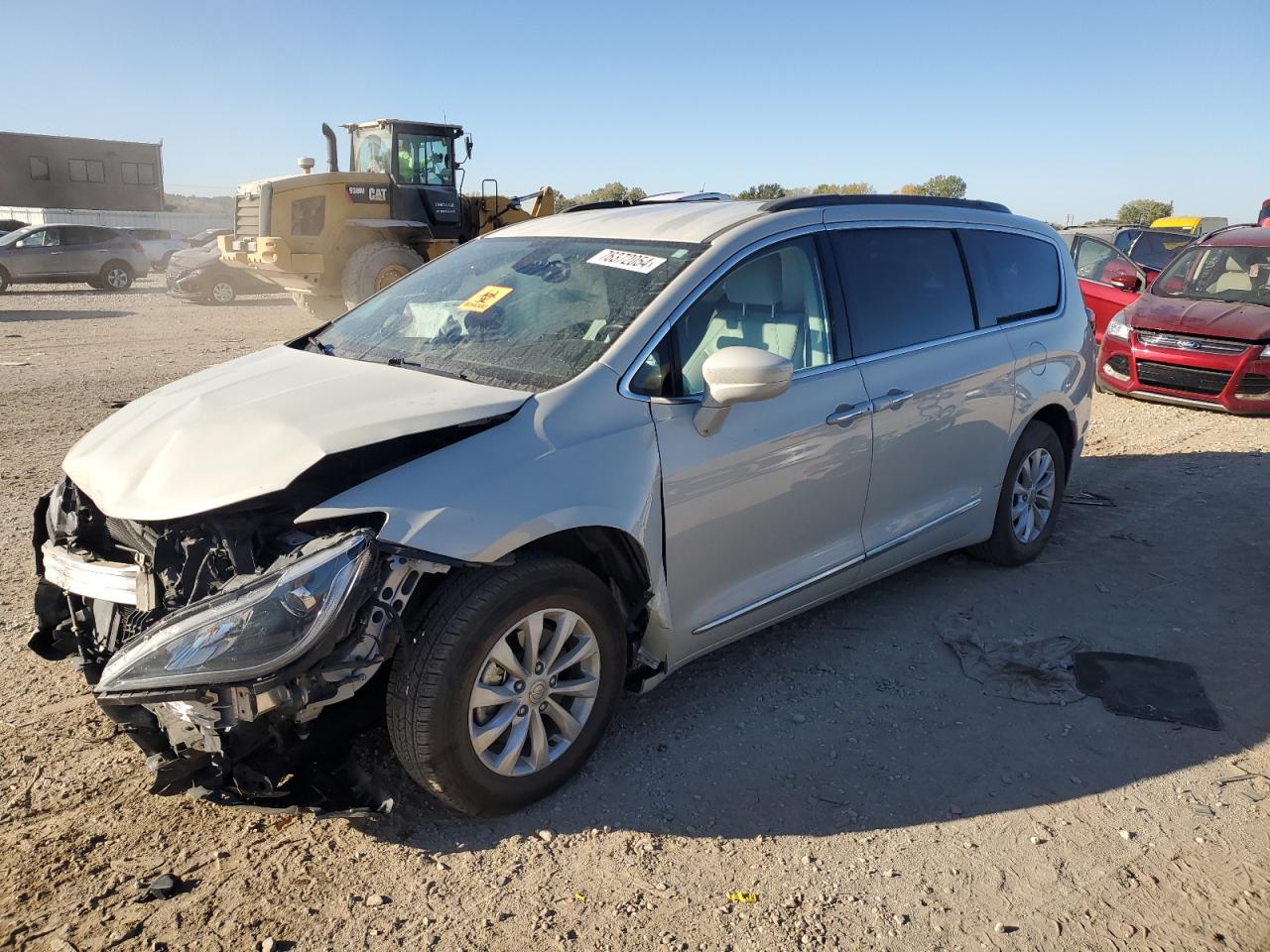 2017 Chrysler Pacifica VIN 2C4RC1BG1HR705695