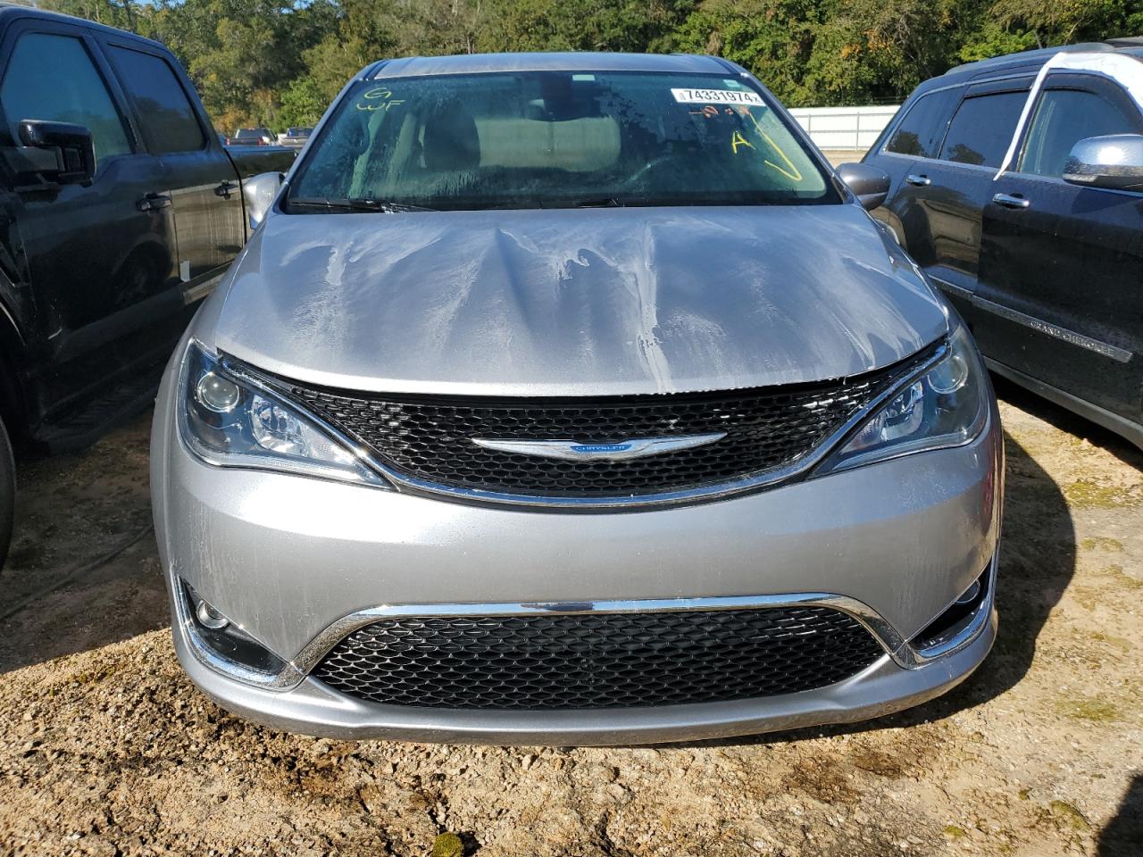 2018 Chrysler Pacifica VIN 2C4RC1FG6JR188572 Copart auction photo, water/flood damage thumbnail 5