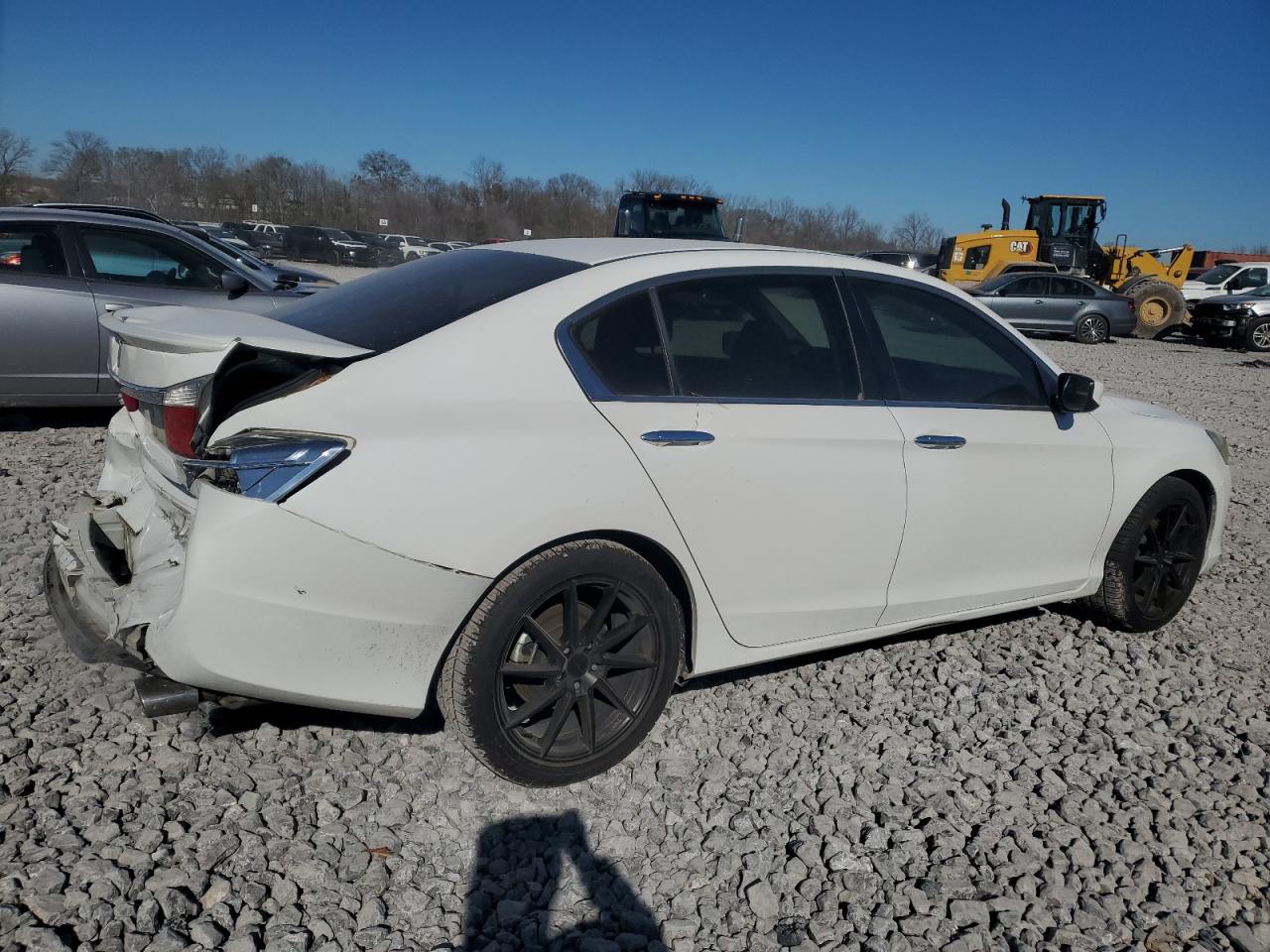 2015 Honda Accord VIN 1HGCR2F56FA152578 Copart auction photo, rear end damage thumbnail 3