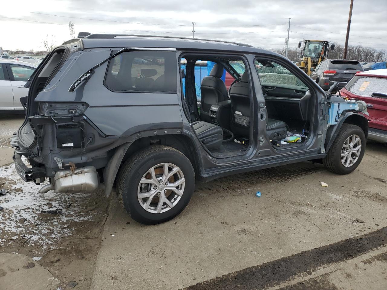 2021 Jeep Grand Cherokee VIN 1C4RJKBG2M8174797 Copart auction photo, stripped damage thumbnail 3