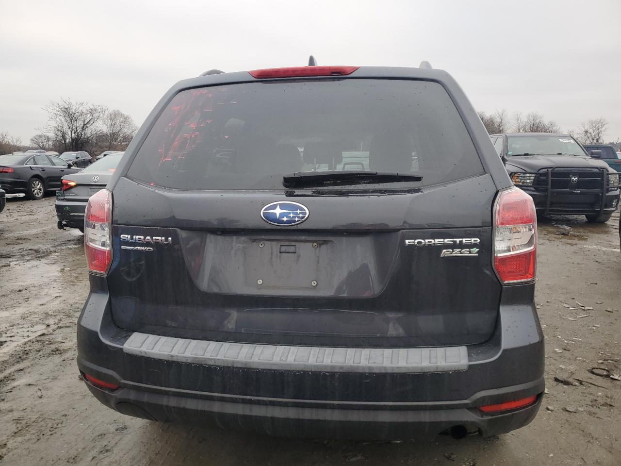 2016 Subaru Forester VIN JF2SJADCXGH560198 Copart auction photo, front end / minor dent/scratches damage thumbnail 6