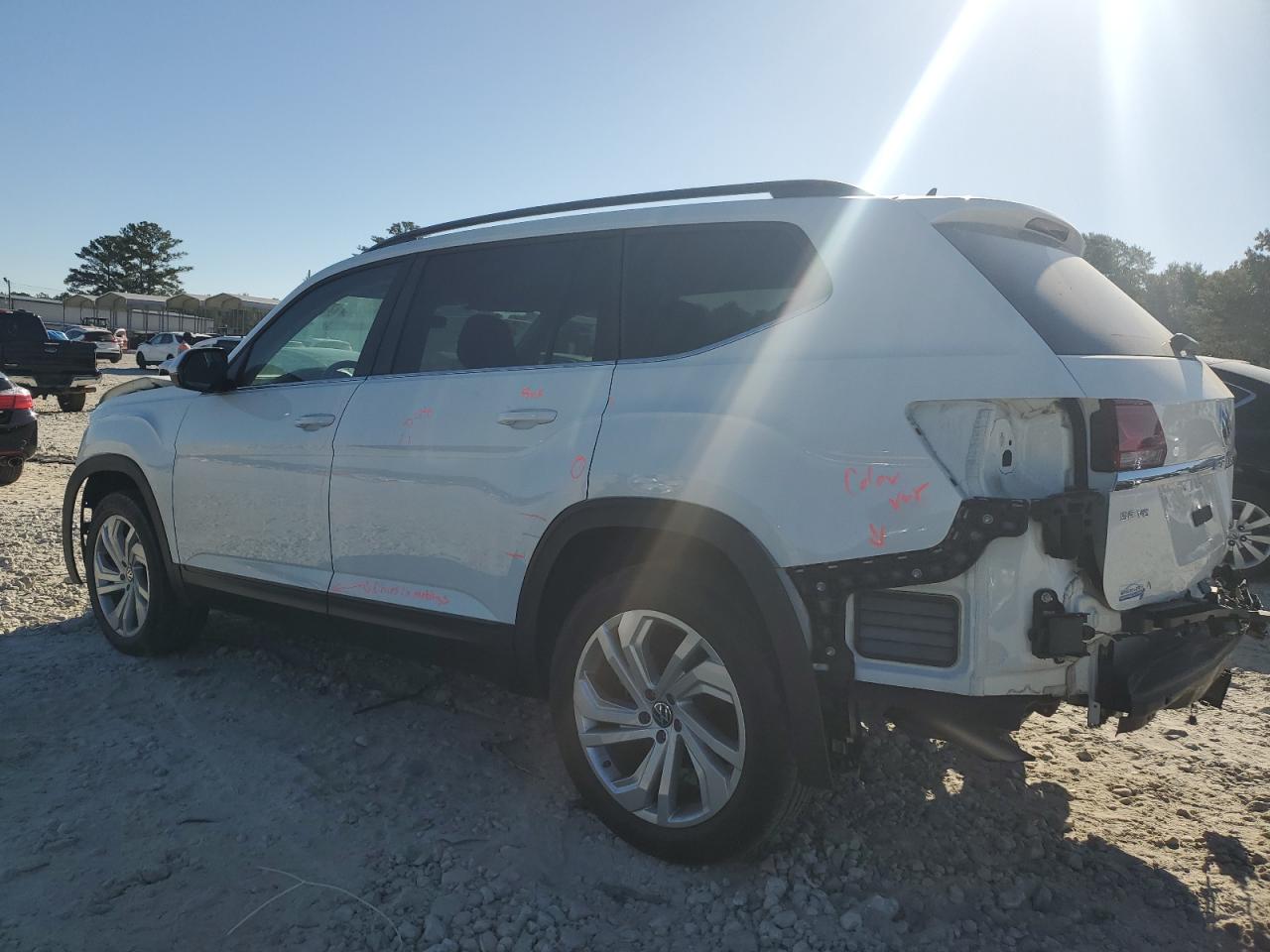 2021 Volkswagen Atlas VIN 1V2WR2CA1MC548253 Copart auction photo, front end / rear end damage thumbnail 2