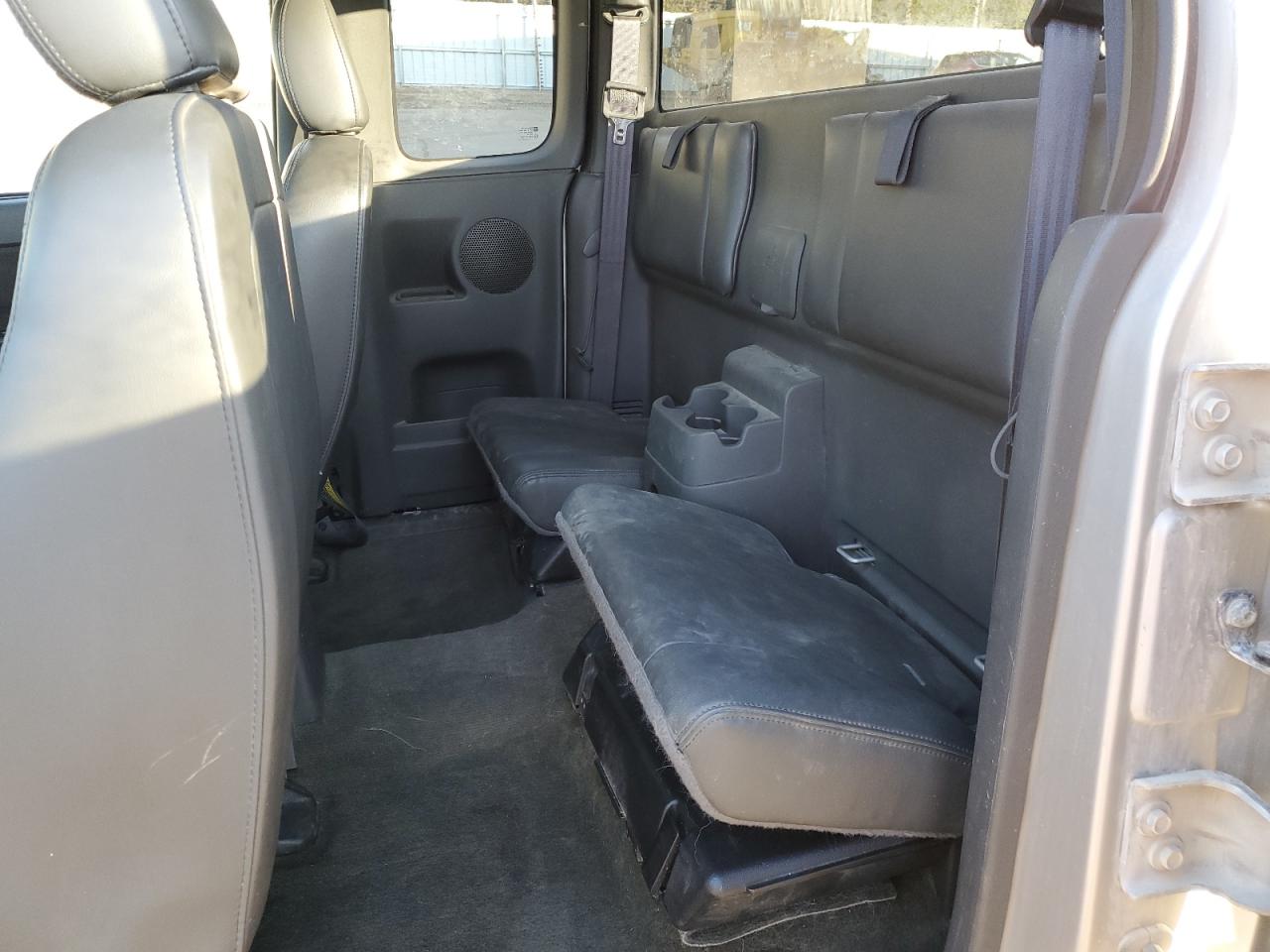 2005 GMC Canyon VIN 1GTDT196058243595 Copart auction photo, front end / side damage thumbnail 10