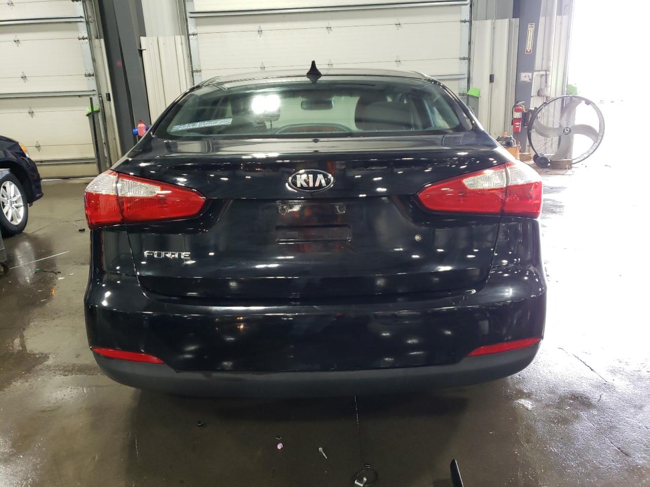 2014 KIA Forte VIN KNAFK4A62E5194388 Copart auction photo, all over damage thumbnail 6