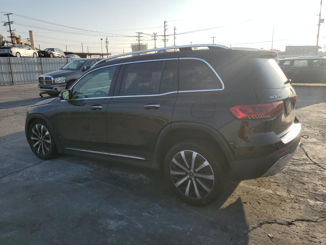 2022 Mercedes-Benz GLB VIN W1N4M4GBXNW233952 Copart auction photo, front end damage thumbnail 2