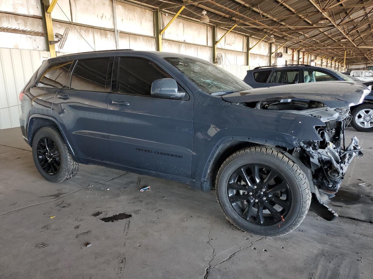 2017 Jeep Grand Cherokee VIN 1C4RJFAG4HC792196 Copart auction photo, front end damage thumbnail 4