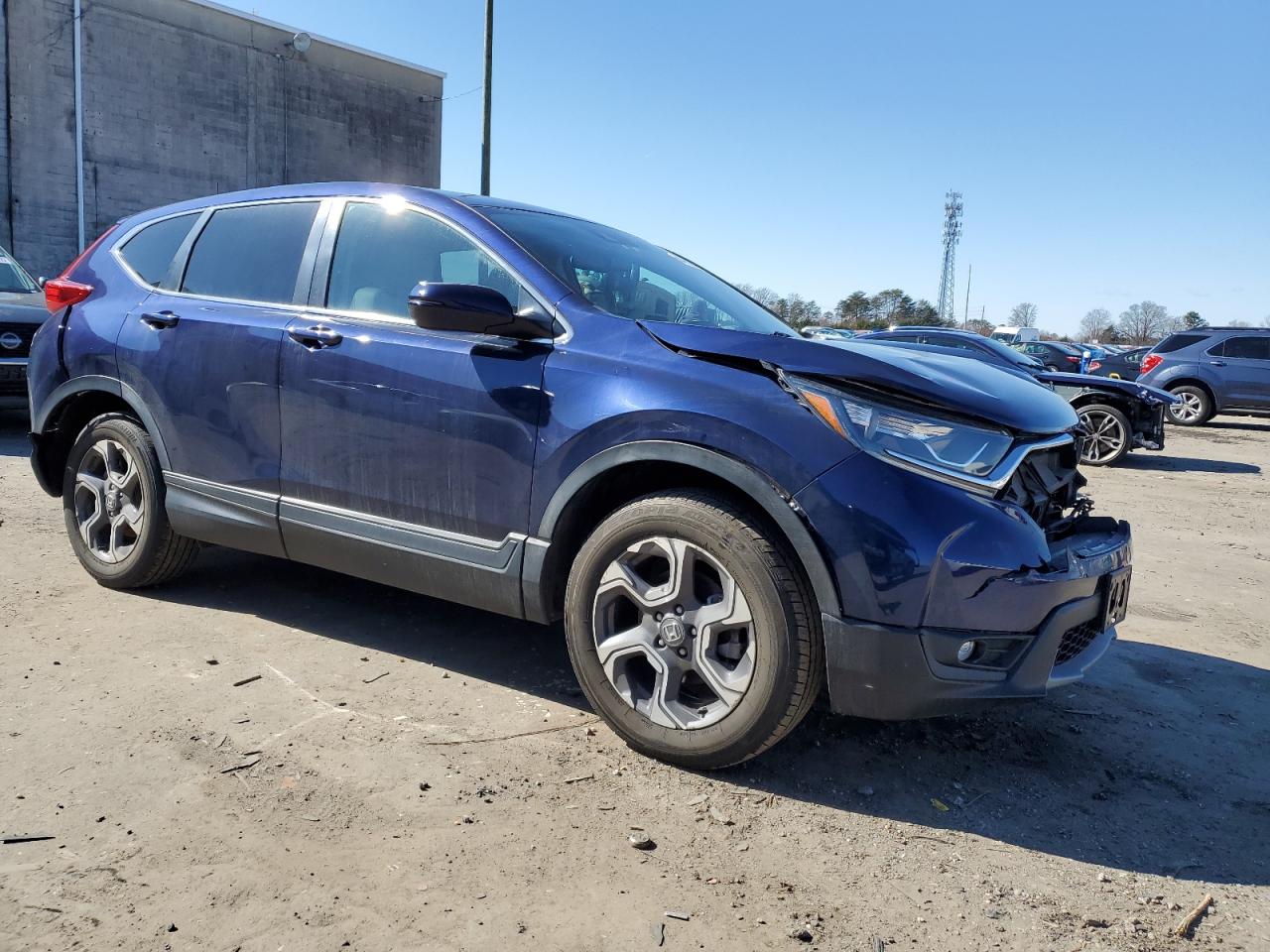 2018 Honda CR-V VIN 7FARW2H80JE098045 Copart auction photo, front end / rear end damage thumbnail 4