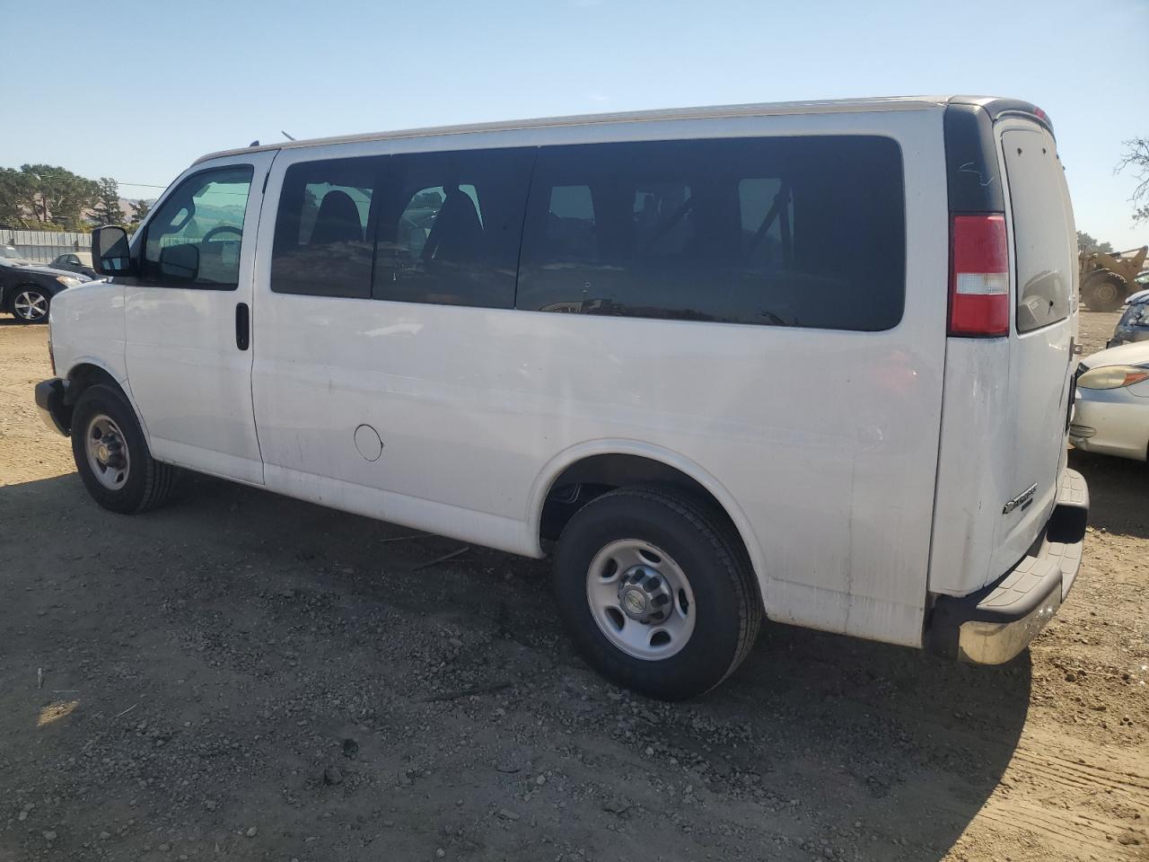 2016 Chevrolet Express VIN 1GAWGFFG5G1235293 Copart auction photo, front end damage thumbnail 2