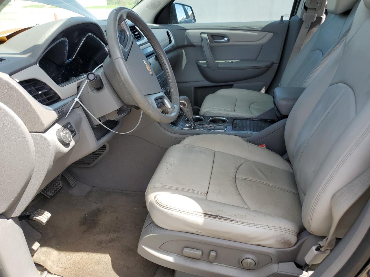 2017 Chevrolet Traverse VIN 1GNKRHKD2HJ189969 Copart auction photo, water/flood damage thumbnail 7