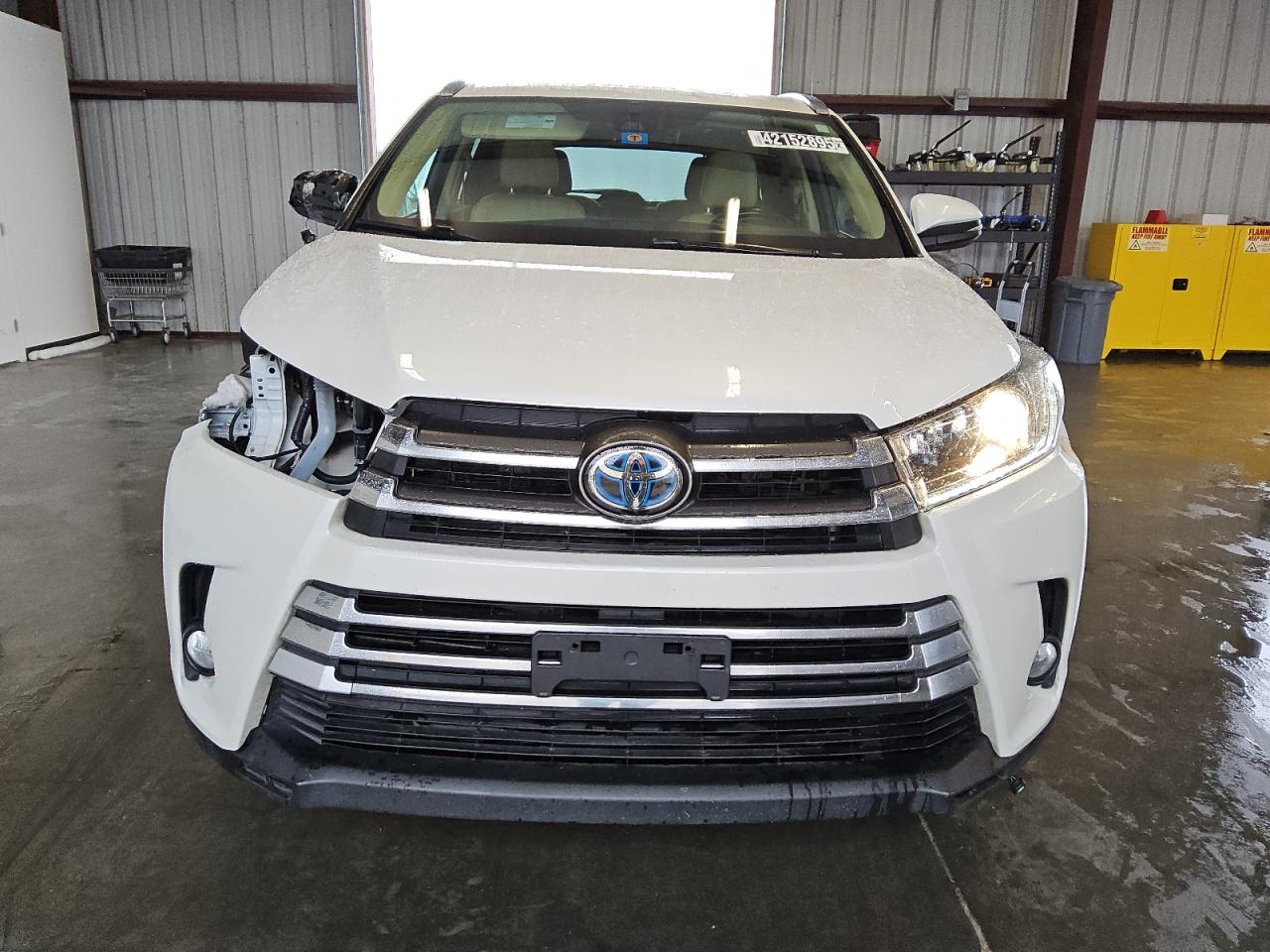 2018 Toyota Highlander VIN 5TDDGRFH2JS044014 Copart auction photo, front end / rear end damage thumbnail 5