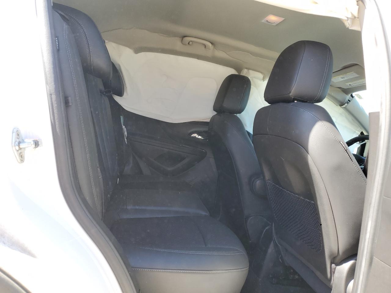 2020 Buick Encore VIN KL4CJASB7LB000210 Copart auction photo, side / front end damage thumbnail 11