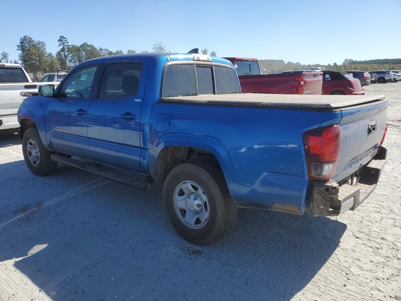 2018 Toyota Tacoma VIN 5TFAX5GN1JX127489 Copart auction photo, front end / side damage thumbnail 2