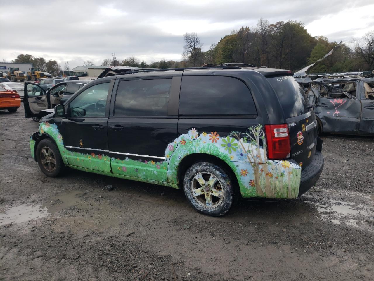 2009 Dodge Caravan VIN 2D8HN541X9R663276 Copart auction photo, front end / side damage thumbnail 2