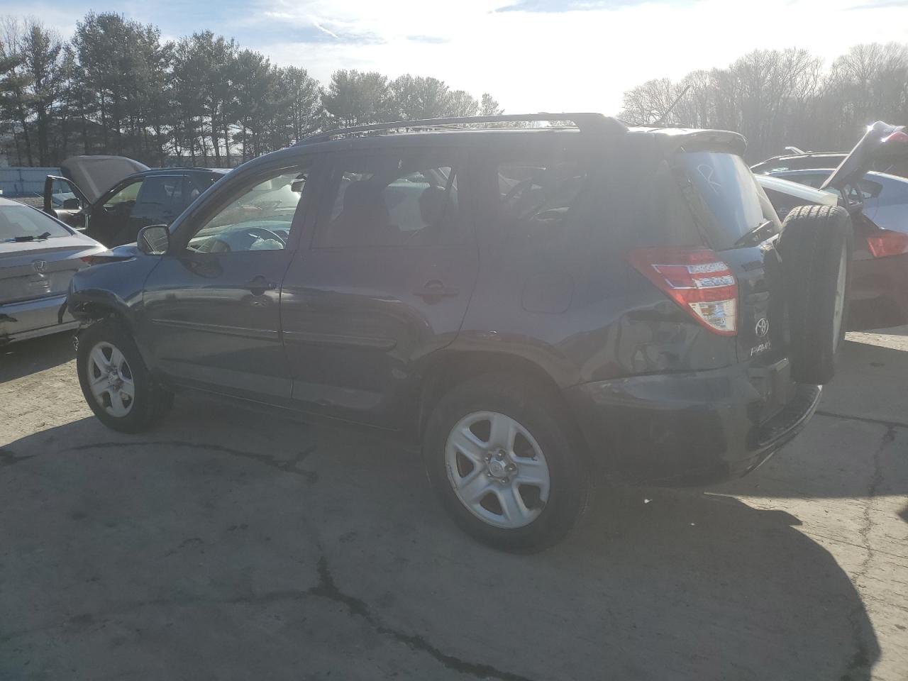 2011 Toyota RAV 4 VIN 2T3JF4DV4BW103971 Copart auction photo, front end / rear end damage thumbnail 2