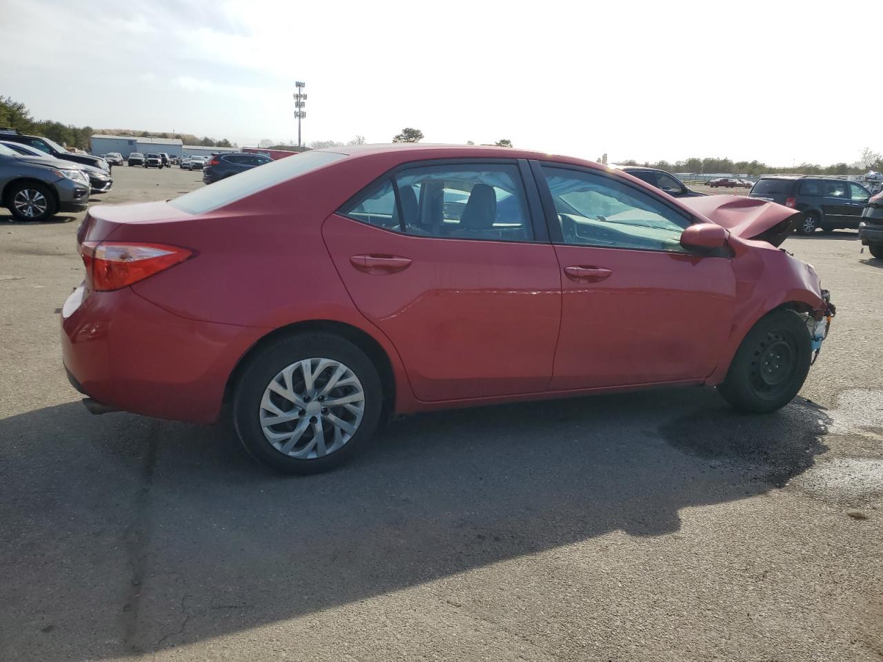 2018 Toyota Corolla VIN 2T1BURHE9JC055264 Copart auction photo, front end / minor dent/scratches damage thumbnail 3