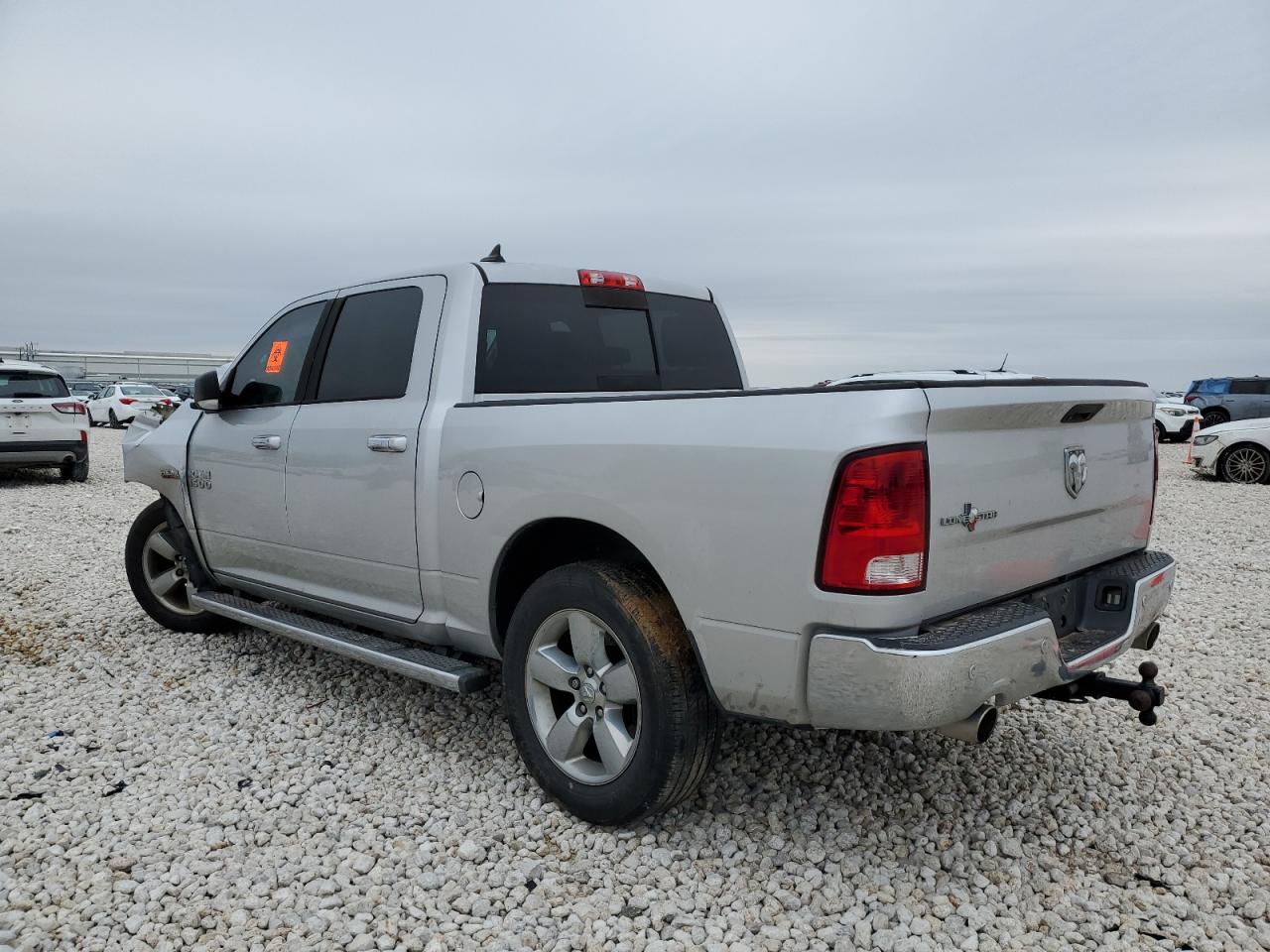 2015 RAM 1500 VIN 1C6RR6LT3FS592732 Copart auction photo, front end / minor dent/scratches damage thumbnail 2