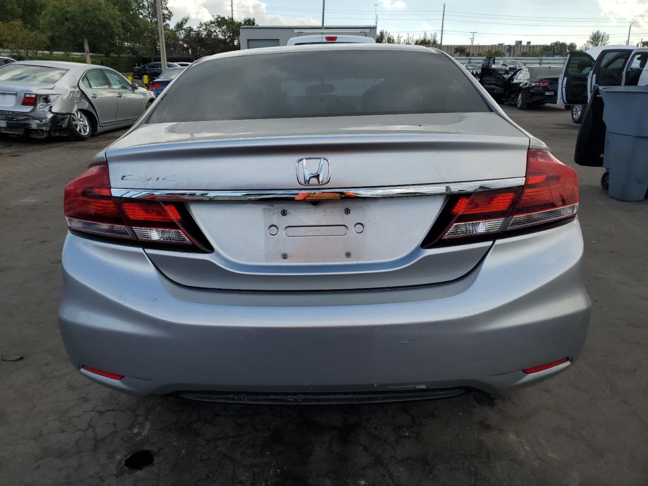2015 Honda Civic VIN 19XFB2F54FE105224 Copart auction photo, all over / undercarriage damage thumbnail 6