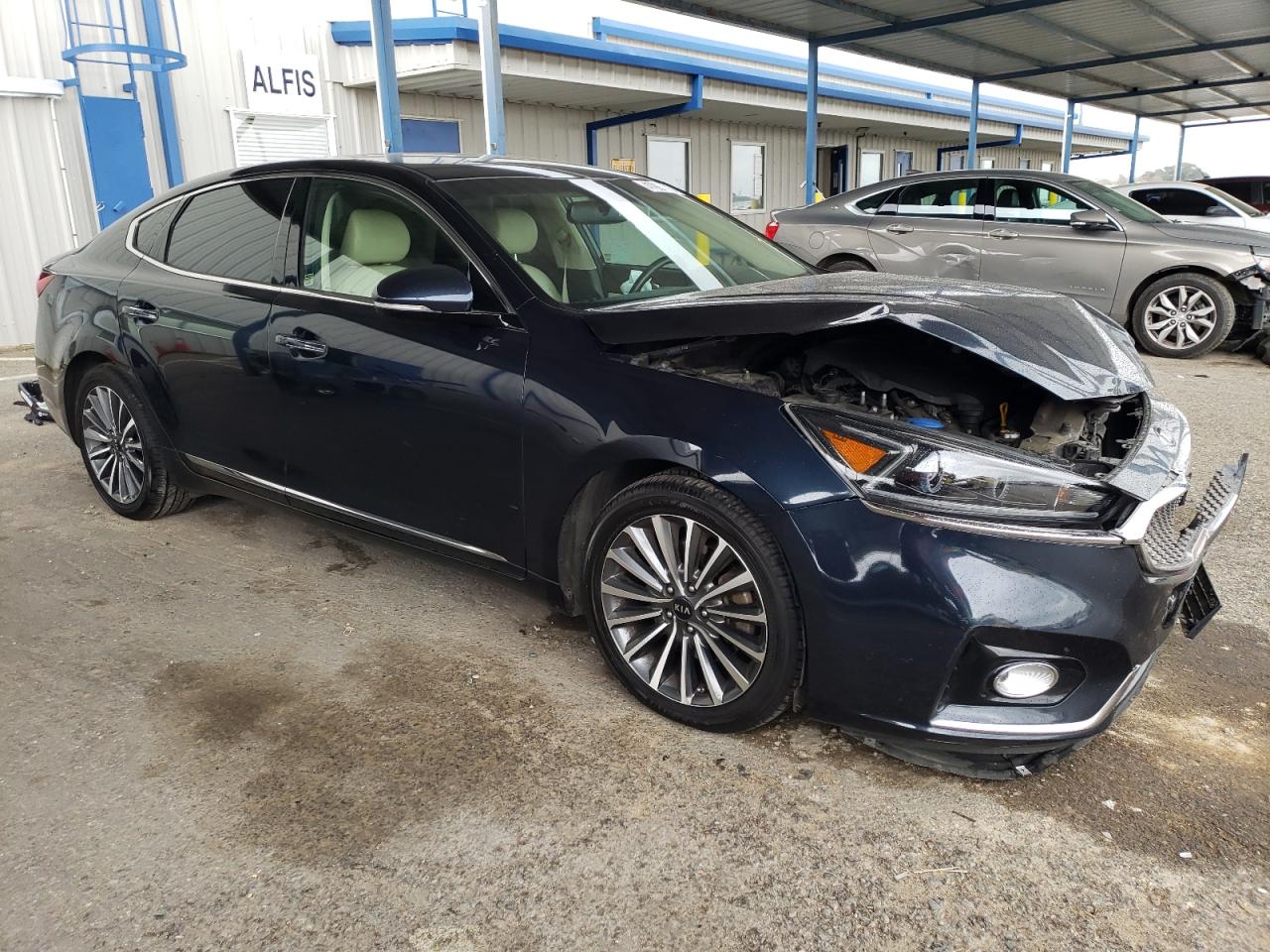 2018 KIA Cadenza VIN KNALC4J17J5097170 Copart auction photo, front end damage thumbnail 4