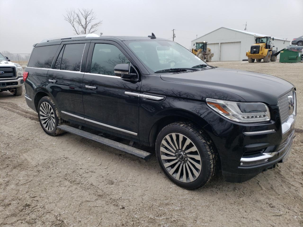 2018 Lincoln Navigator VIN 5LMJJ2LT5JEL18454 Copart auction photo, front end / minor dent/scratches damage thumbnail 4