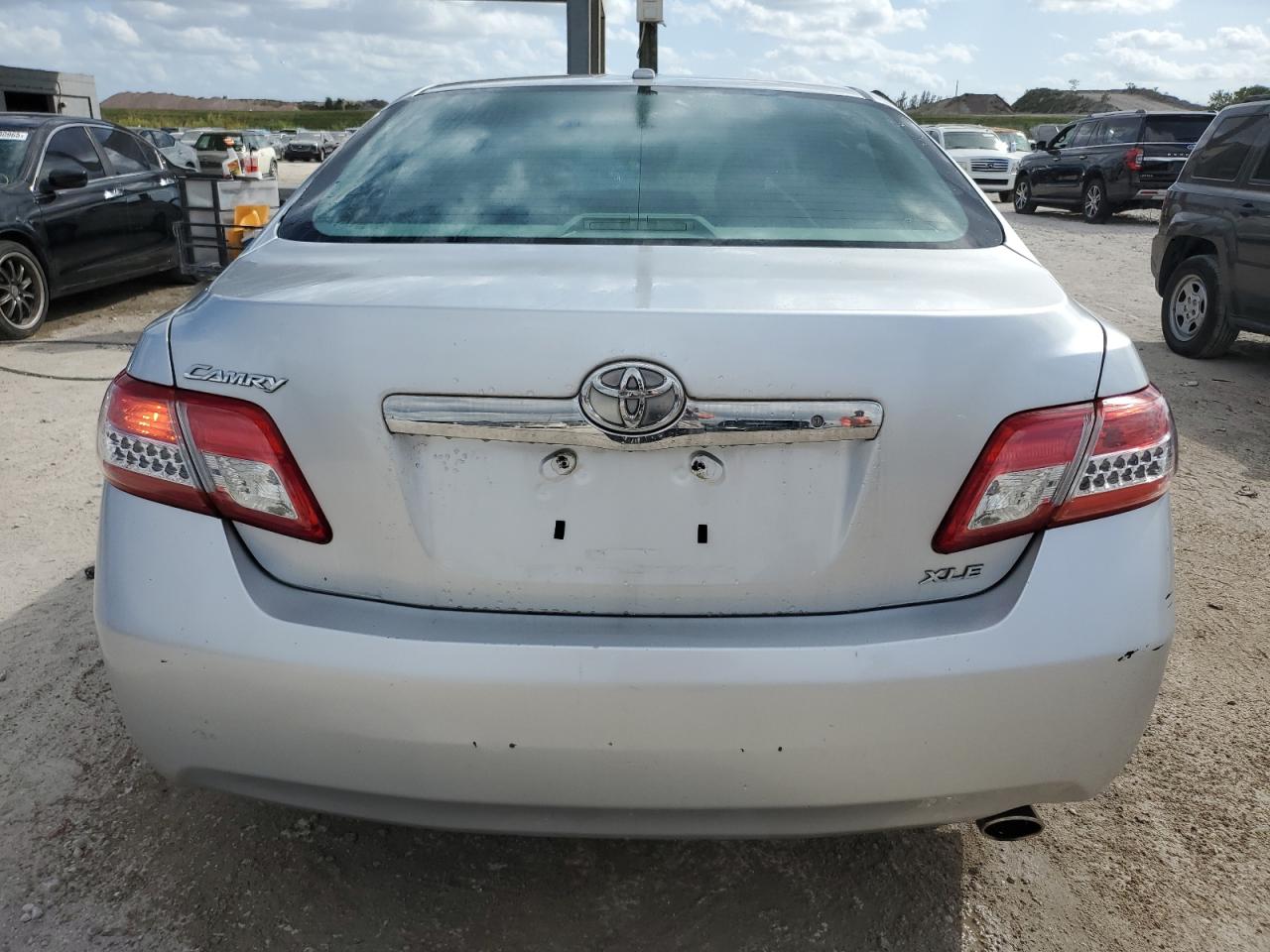 2010 Toyota Camry VIN 4T1BF3EK2AU038094 Copart auction photo, front end / minor dent/scratches damage thumbnail 6