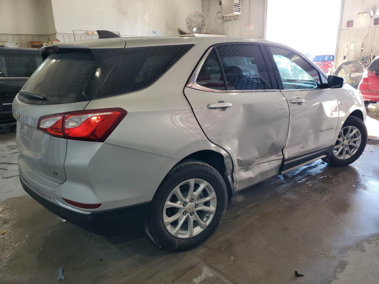 2018 Chevrolet Equinox VIN 2GNAXJEV0J6353025 Copart auction photo, side damage thumbnail 3