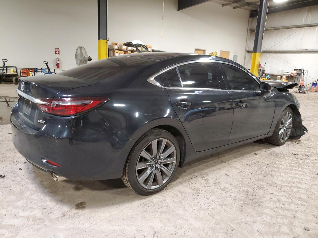 2018 Mazda 6 VIN JM1GL1VM5J1303181 Copart auction photo, front end / side damage thumbnail 3