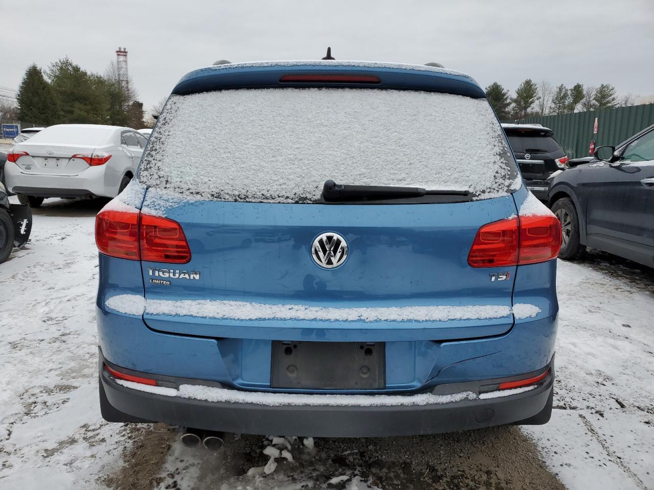 2017 Volkswagen Tiguan VIN WVGAV7AX8HK053745 Copart auction photo, rear end / undercarriage damage thumbnail 6