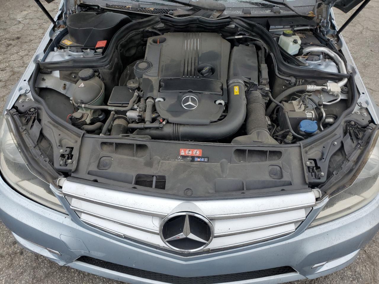 2013 Mercedes-Benz C-klasse VIN WDDGF4HB1DA753780 Copart auction photo, unknown damage thumbnail 11