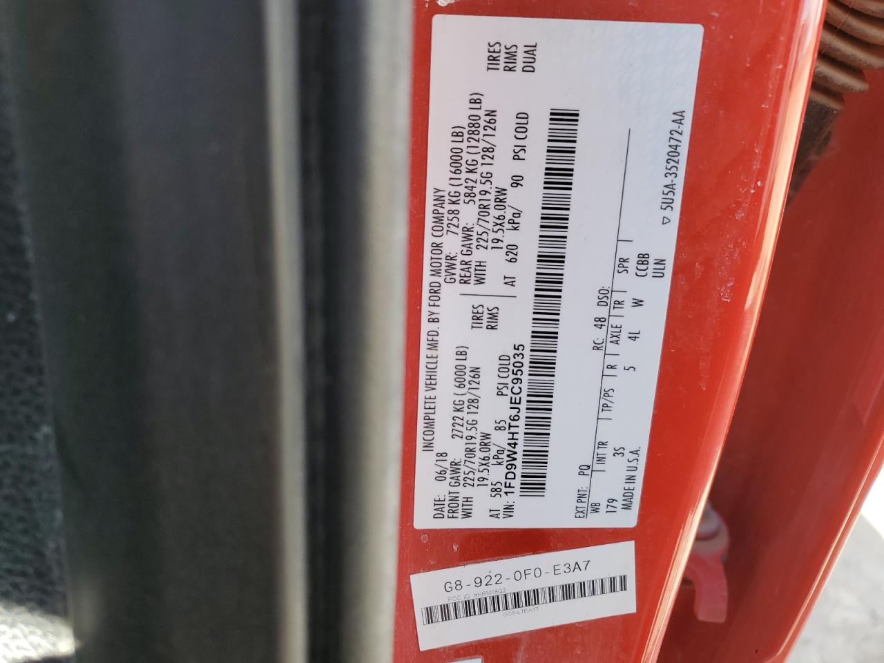 2018 Ford F450 VIN 1FD9W4HT6JEC95035 Copart auction photo, side / front end damage thumbnail 12