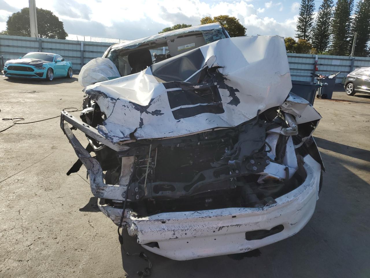 2017 RAM 1500 VIN 1C6RR6GG4HS703238 Copart auction photo, all over / undercarriage damage thumbnail 5