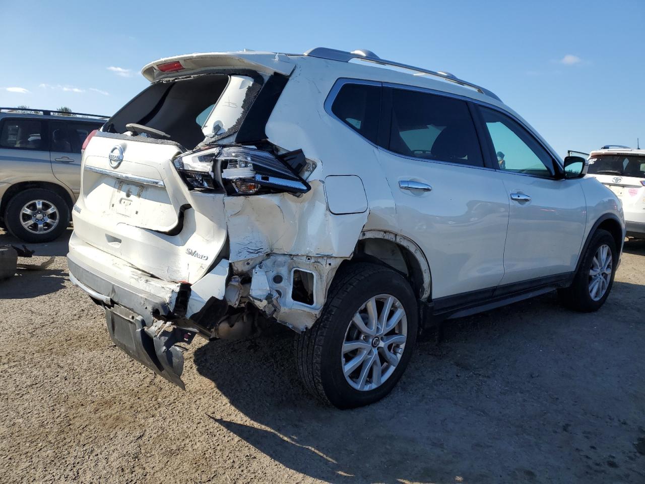 2017 Nissan Rogue VIN 5N1AT2MV3HC878041 Copart auction photo, rear end damage thumbnail 3