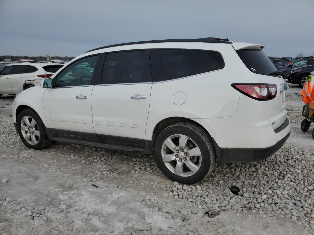 2016 Chevrolet Traverse VIN 1GNKVGKD5GJ296695 Copart auction photo, side / front end damage thumbnail 2