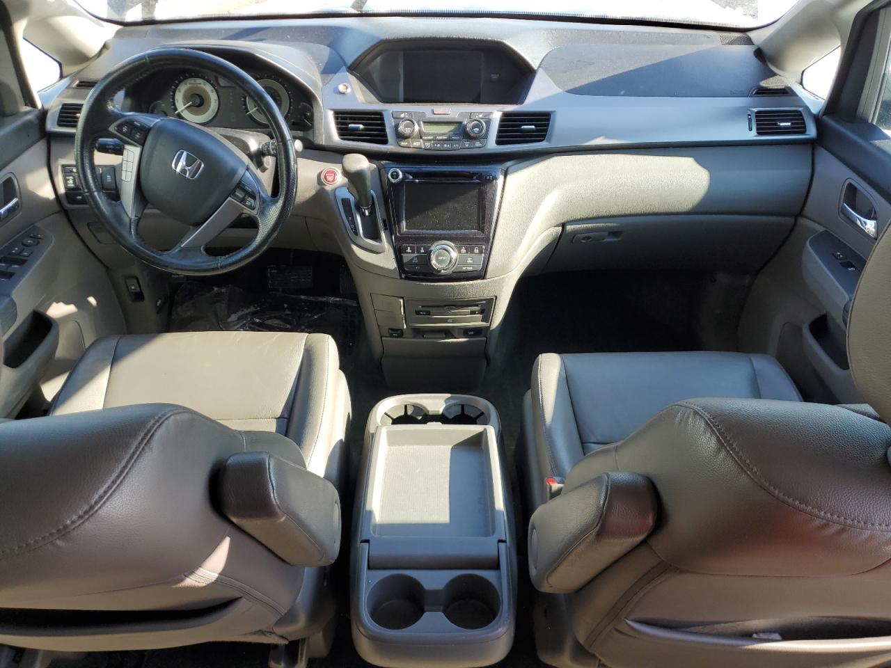 2014 Honda Odyssey VIN 5FNRL5H65EB107557 Copart auction photo, front end / rear end damage thumbnail 8