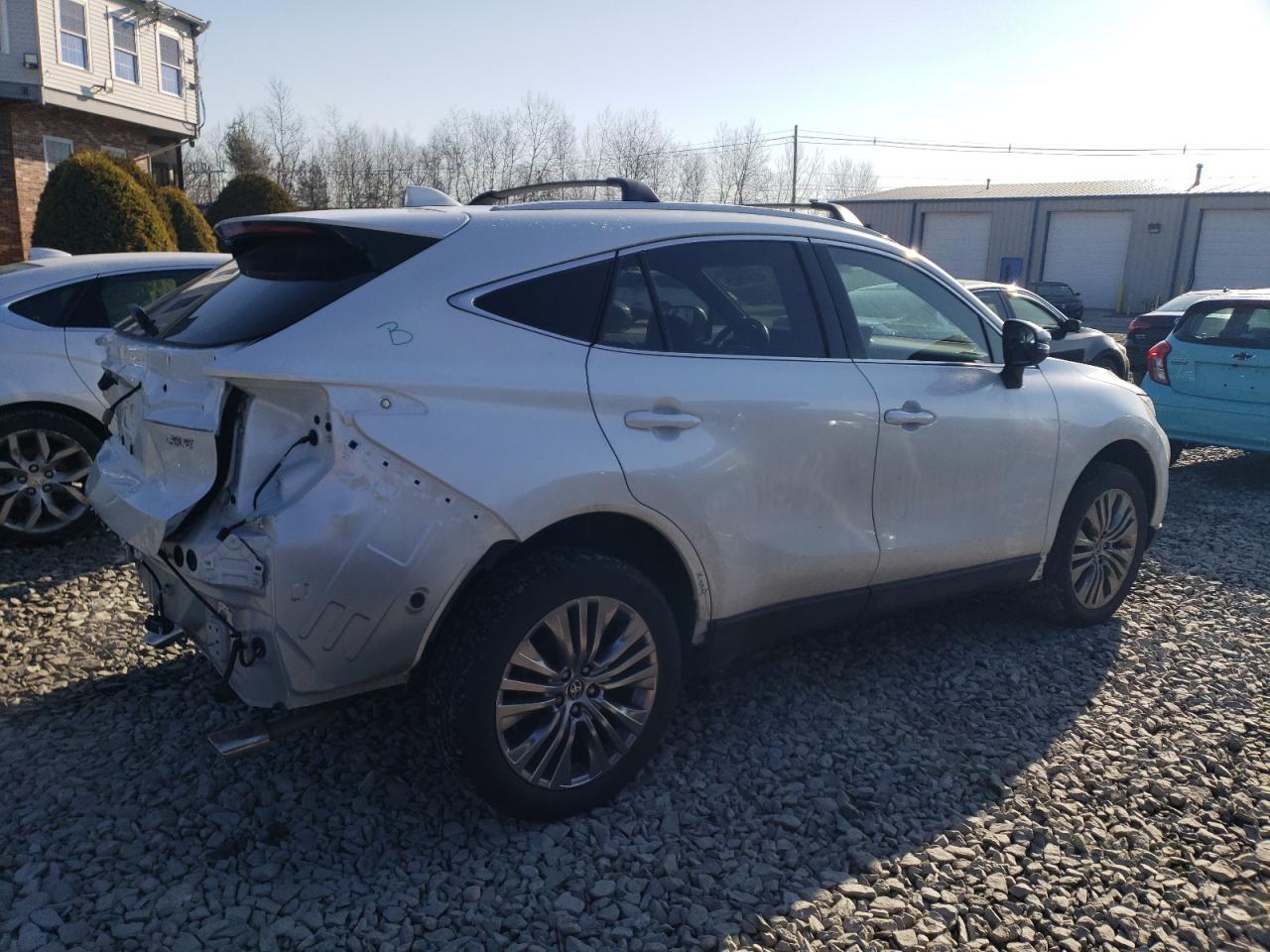 2023 Toyota Venza VIN JTEAAAAH5PJ123580 Copart auction photo, rear end / minor dent/scratches damage thumbnail 3