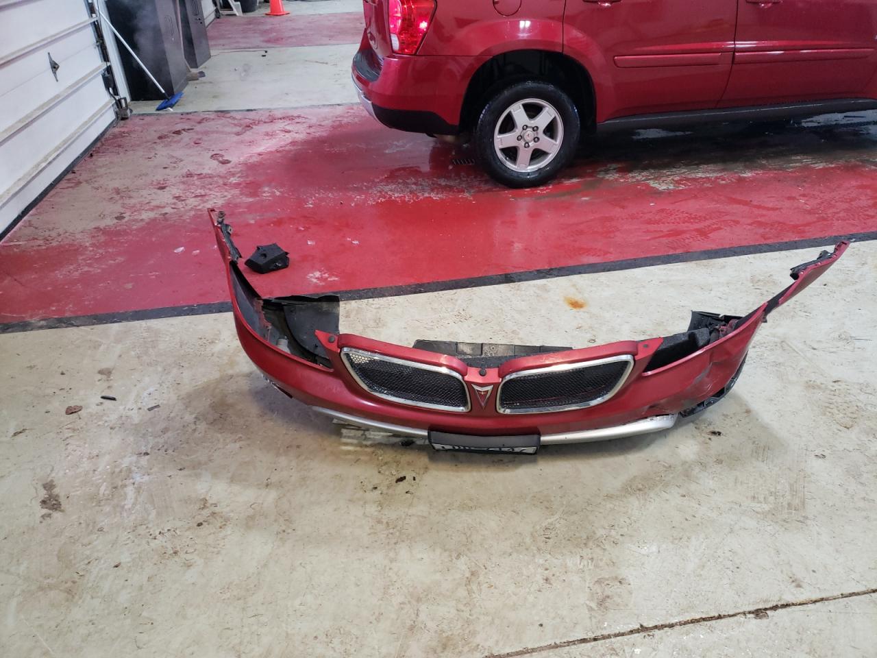 2006 Pontiac Torrent VIN 2CKDL73F266171102 Copart auction photo, front end damage thumbnail 13
