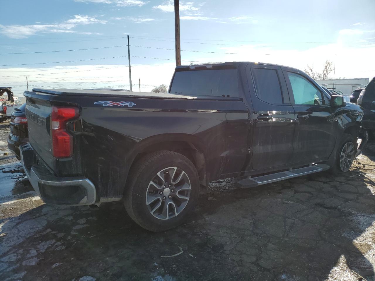 2022 Chevrolet Silverado VIN 1GCRDKEK6NZ624485 Copart auction photo, front end damage thumbnail 3