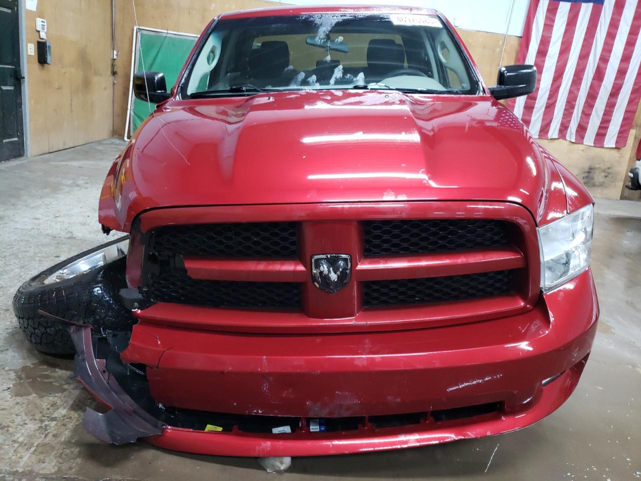 2012 Dodge RAM VIN 1C6RD7FT1CS342983 Copart auction photo, front end / undercarriage damage thumbnail 5