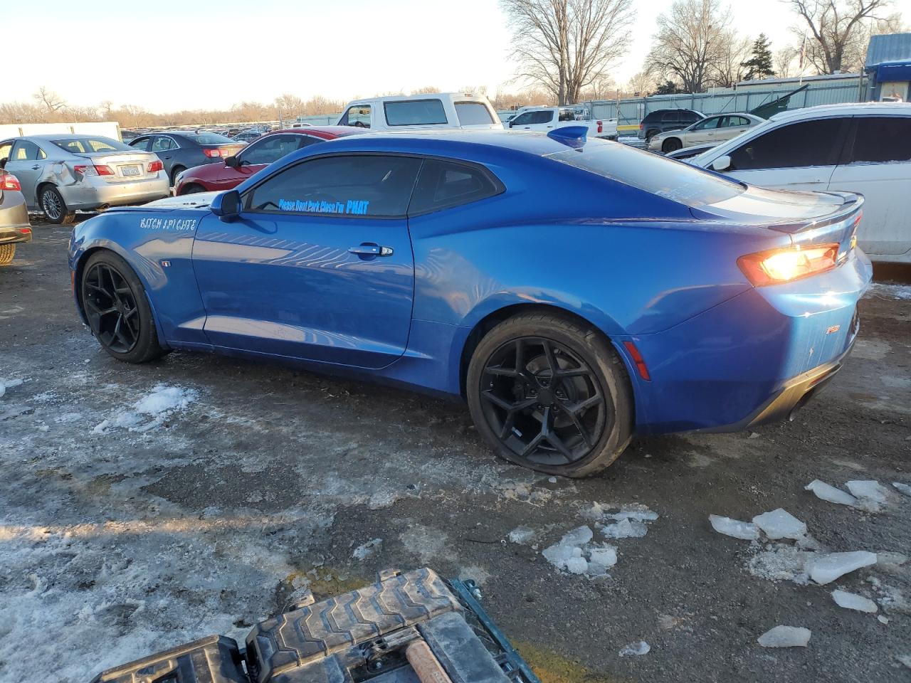2016 Chevrolet Camaro VIN 1G1FD1RX3G0174622 Copart auction photo, minor dent/scratches damage thumbnail 2