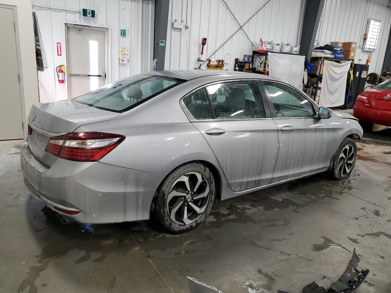 2016 Honda Accord VIN 1HGCR2F37GA802633 Copart auction photo, front end / rear end damage thumbnail 3