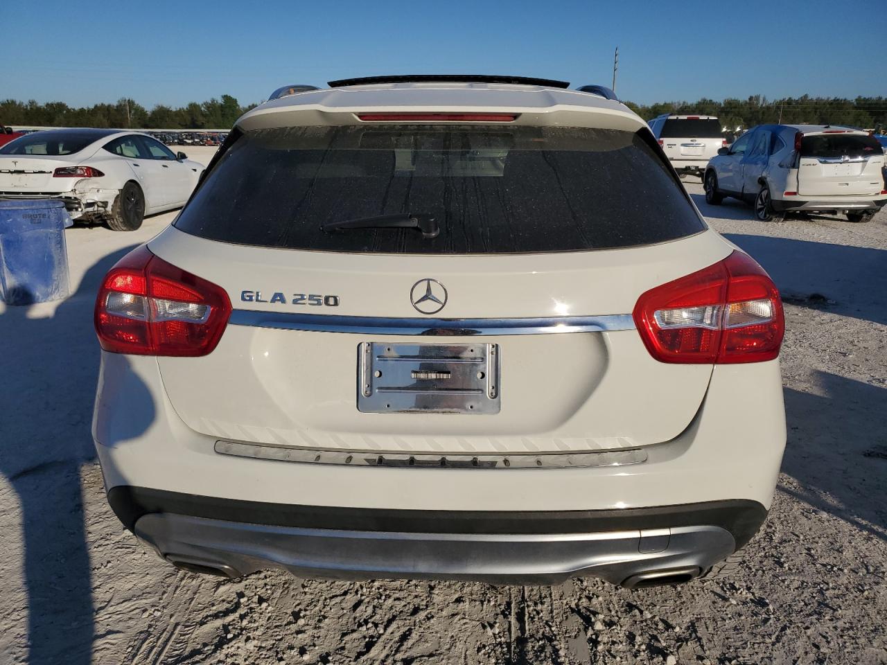2017 Mercedes-Benz GLA-klasse VIN WDCTG4EB3HJ322027 Copart auction photo, front end damage thumbnail 6