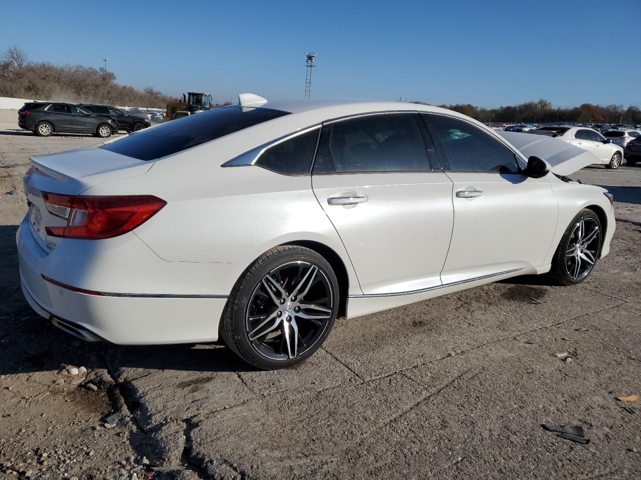 2022 Honda Accord VIN 1HGCV2F91NA012189 Copart auction photo, front end / minor dent/scratches damage thumbnail 3